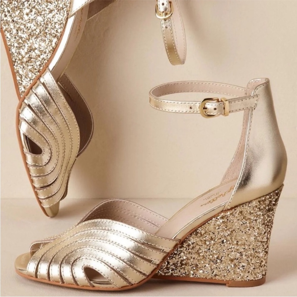 Seychelles Anthropologie BHLDN Gold Glitter Knot Wedge Heels